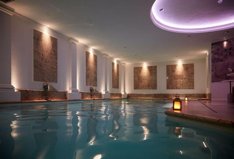 PARIS J'ADORE HOTEL & SPA